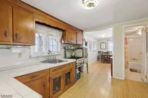 8 Chapel St, Summit, NJ 07901 photo 8