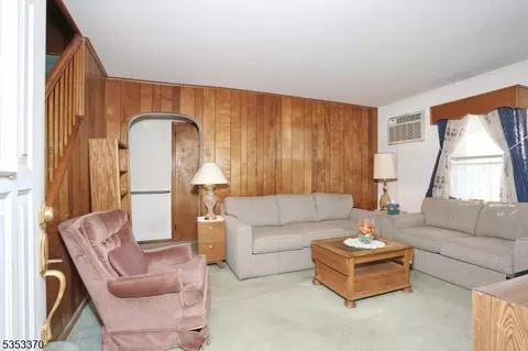 32 Smith Ave, Haskell, NJ 07420 photo 3