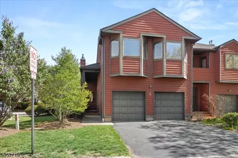 106 Clark Cir, Flemington, NJ 08822