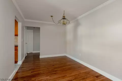 27 D Hinchman Ave #1D, Wayne, NJ 07470 photo 9
