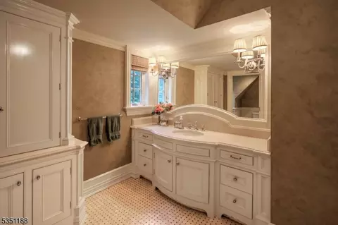 4 County Line Rd, Mendham, NJ 07945 photo 38