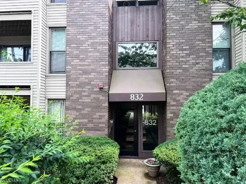 832 Main #E, Belleville, NJ 07109