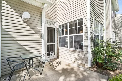 12 Artillery Park Rd, Bedminster, NJ 07921