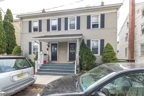 11 S Harrison St, Frenchtown, NJ 08825