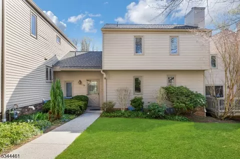 7 Somerset Hills Ct # D, Bernardsville, NJ 07924
