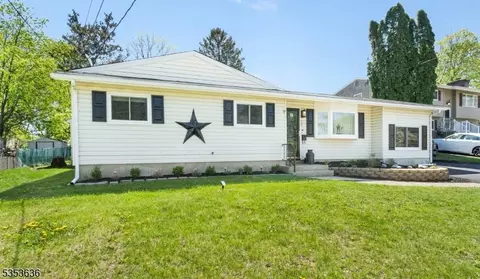 29 Dogwood Dr, Newton, NJ 07860