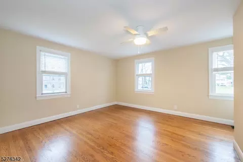 38 Christopher St, Montclair, NJ 07042 photo 28