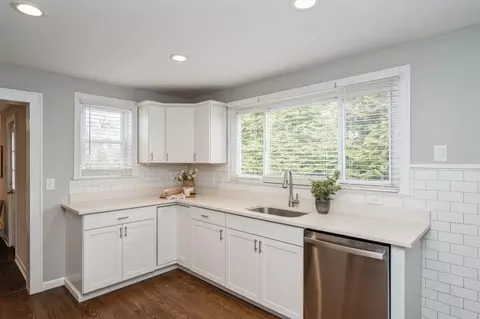 38 Christopher St, Montclair, NJ 07042 photo 7