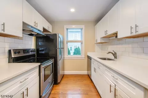 38 Christopher St, Montclair, NJ 07042 photo 22