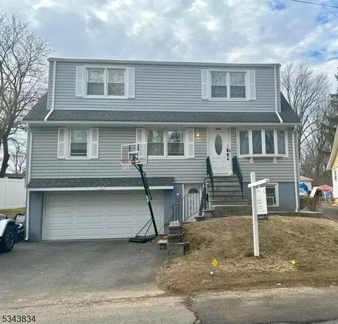 45 Van Ness Ave, Little Falls Twp, NJ 07424