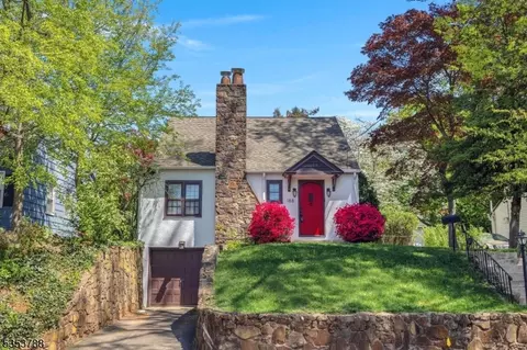 188 Sandford Ave, North Plainfield, NJ 07060