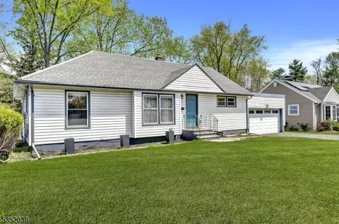715 Loretta Ter, Plainfield, NJ 07062
