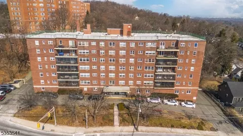 415 Claremont Ave #2G, Montclair, NJ 07042