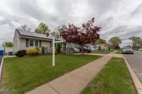 127 Remsen Ave, Avenel, NJ 07001
