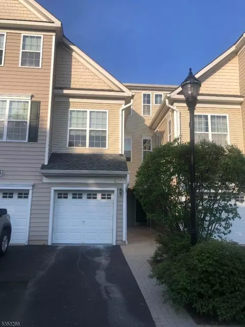 21 Swing Bridge Ln, South Bound Brook, NJ 08880