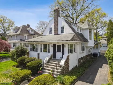210 Montclair Ave, Montclair, NJ 07043