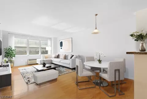 15 Enterprise Ct #211, Jersey City, NJ 07305