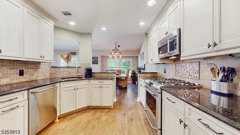 4 Hackberry Pl, Flemington, NJ 08822 photo 14