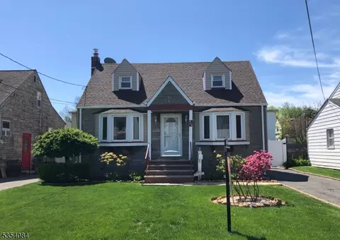 427 Miltonia St, Linden, NJ 07036