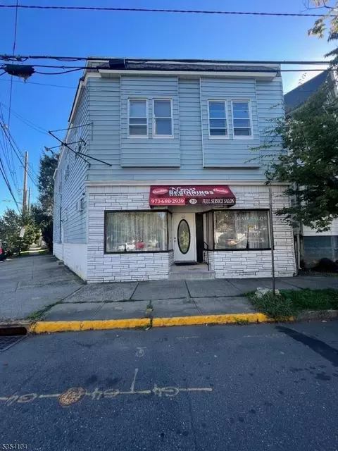 39 Prospect St, Bloomfield, NJ 07003