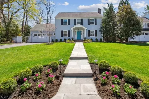 12 Beekman Rd, Summit, NJ 07901 photo 2