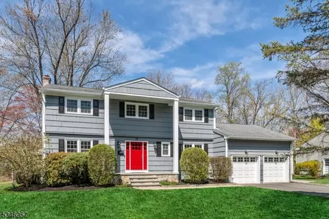 20 Bromleigh Way, Morristown, NJ 07960