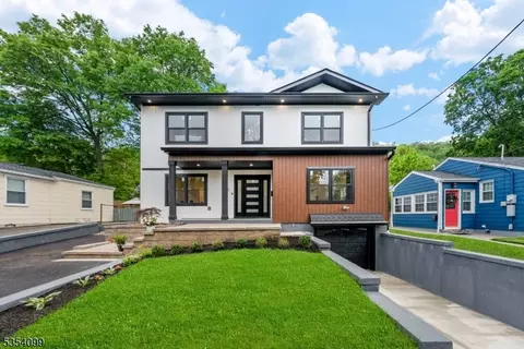 5 Mandeville Ave, Clifton, NJ 07013