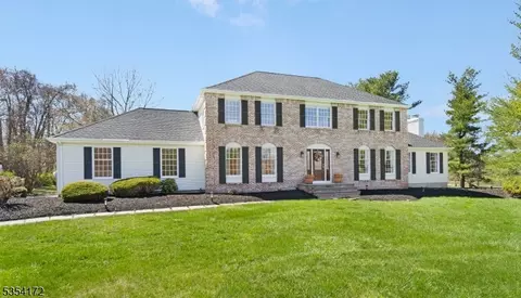 7 Ramsey Way, Long Valley, NJ 07853