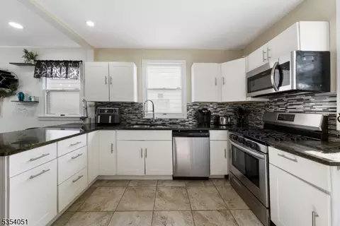 1346 E Front St, Plainfield, NJ 07062 photo 8