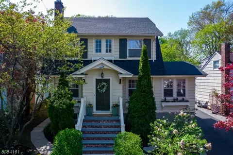 144 Essex Ave, Glen Ridge, NJ 07028