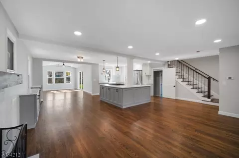 137 Littleton Rd, Morris Plains, NJ 07950