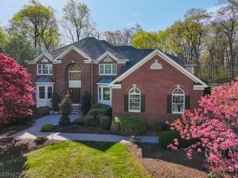 28 Talmadge Ln, Basking Ridge, NJ 07920