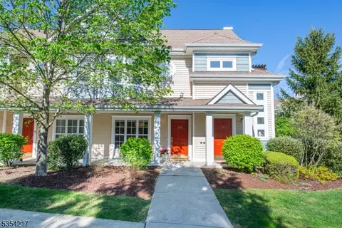 152 Old Farm Dr, Great Meadows, NJ 07838