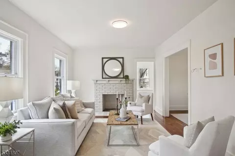 73 Woodside Rd, Maplewood, NJ 07040