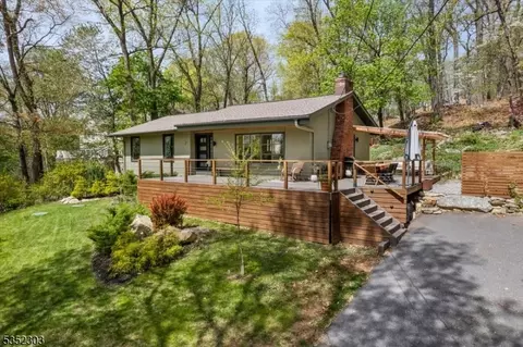 7 Superfine Rd, High Bridge, NJ 08829