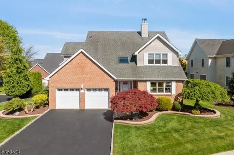 44 Baker Cir, Hillsborough, NJ 08844
