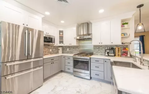 4 Korwel Cir, West Orange, NJ 07052