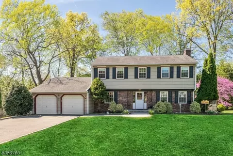 2 Gregmar Ct, Florham Park, NJ 07932