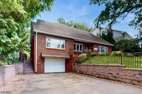 103 The Cir, Passaic, NJ 07055