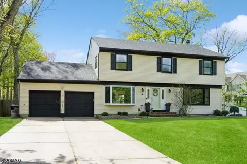 3 Alexander Rd, East Brunswick, NJ 08816