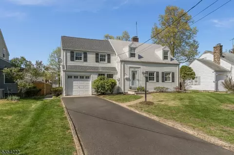 215 Lawrence Ave, North Plainfield, NJ 07063