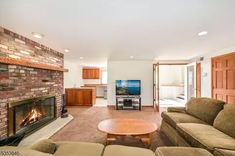 10 Emerson Pl, Wayne, NJ 07470 photo 31