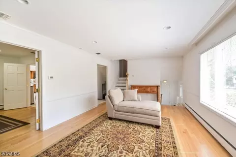 10 Emerson Pl, Wayne, NJ 07470 photo 9