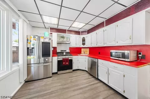 135 Burnett Ave, Maplewood, NJ 07040 photo 8