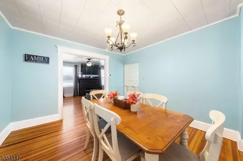 135 Burnett Ave, Maplewood, NJ 07040 photo 6