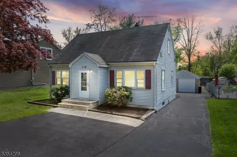 119 Pine St, Bridgewater, NJ 08807