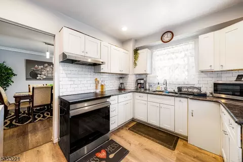 1529 Compton Ter, Hillside, NJ 07205 photo 6