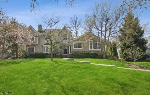 15 Wordsworth Rd, Short Hills, NJ 07078