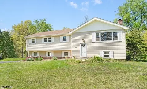 691 Country Club Rd, Bridgewater, NJ 08807