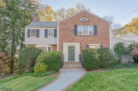 12 Warner Rd, Maplewood, NJ 07040